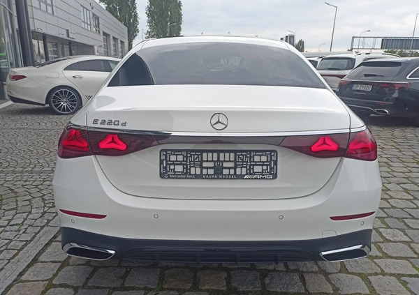 Mercedes-Benz Klasa E cena 339900 przebieg: 10500, rok produkcji 2023 z Opole małe 466